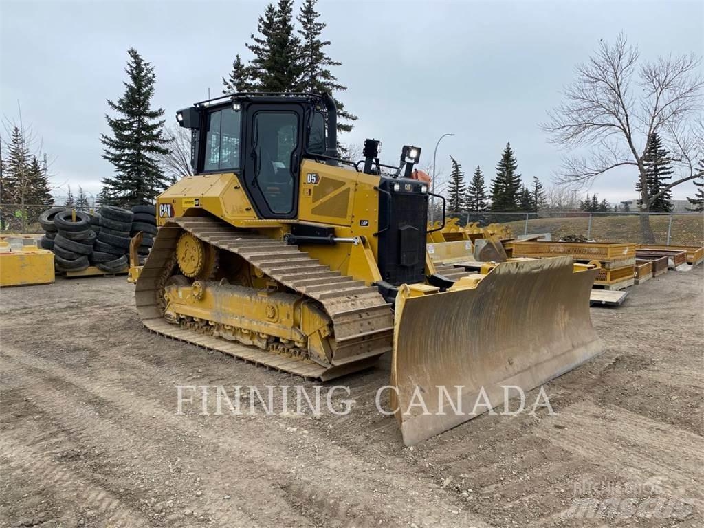 CAT D5-17 Kāpurķēžu buldozeri