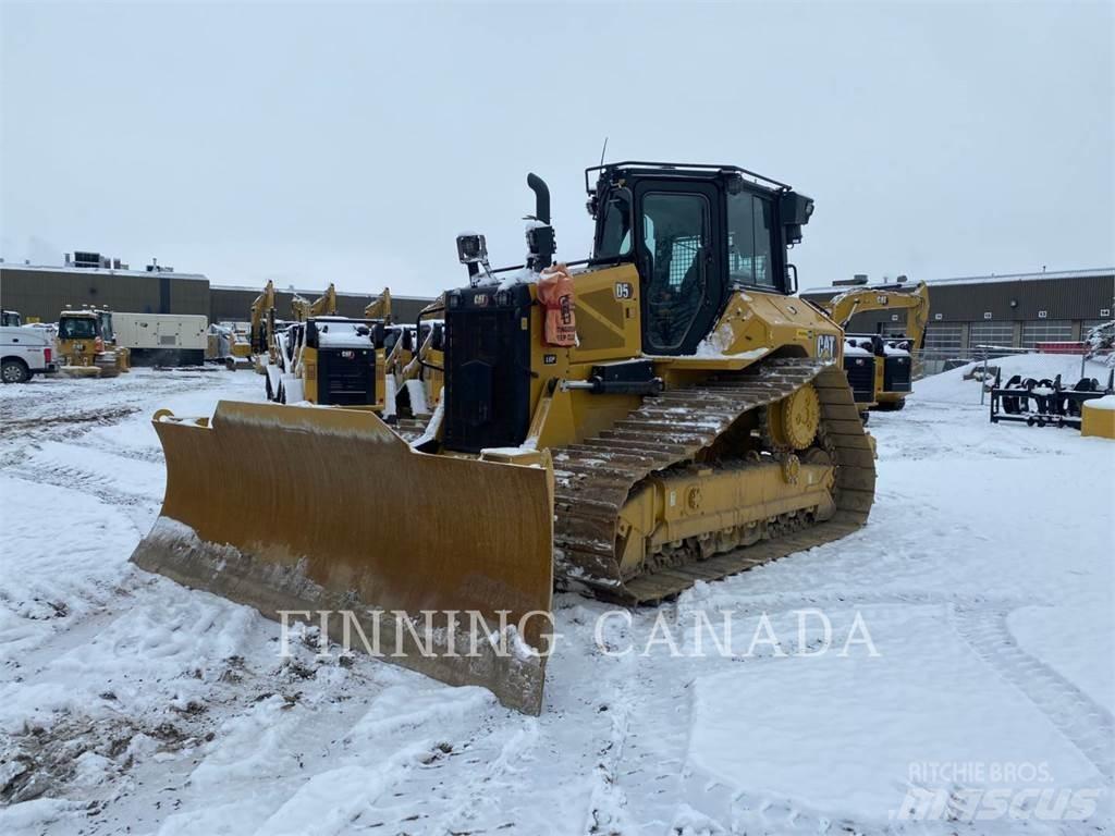 CAT D5-17 Kāpurķēžu buldozeri