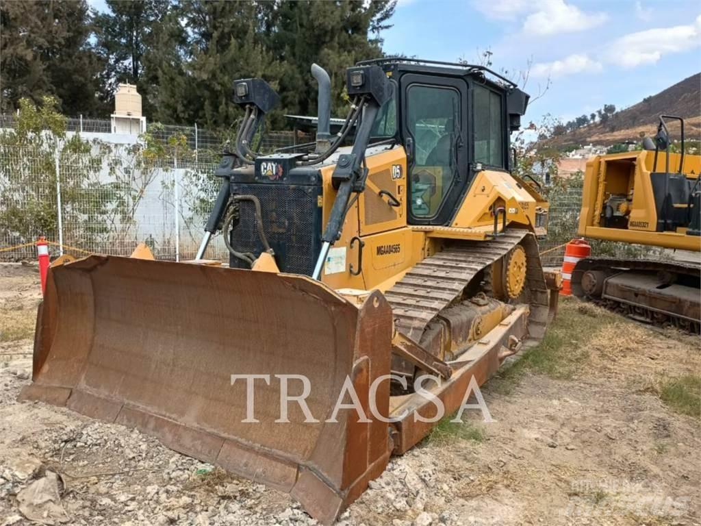 CAT D5-17 Kāpurķēžu buldozeri