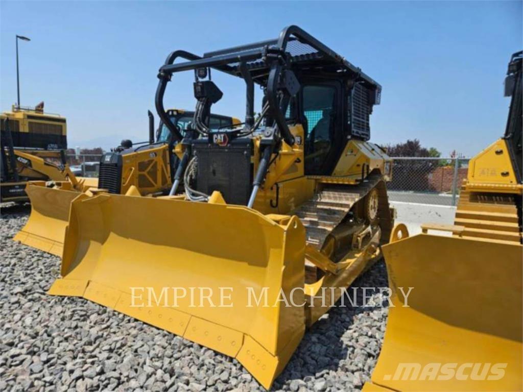 CAT D5-17 SU Kāpurķēžu buldozeri
