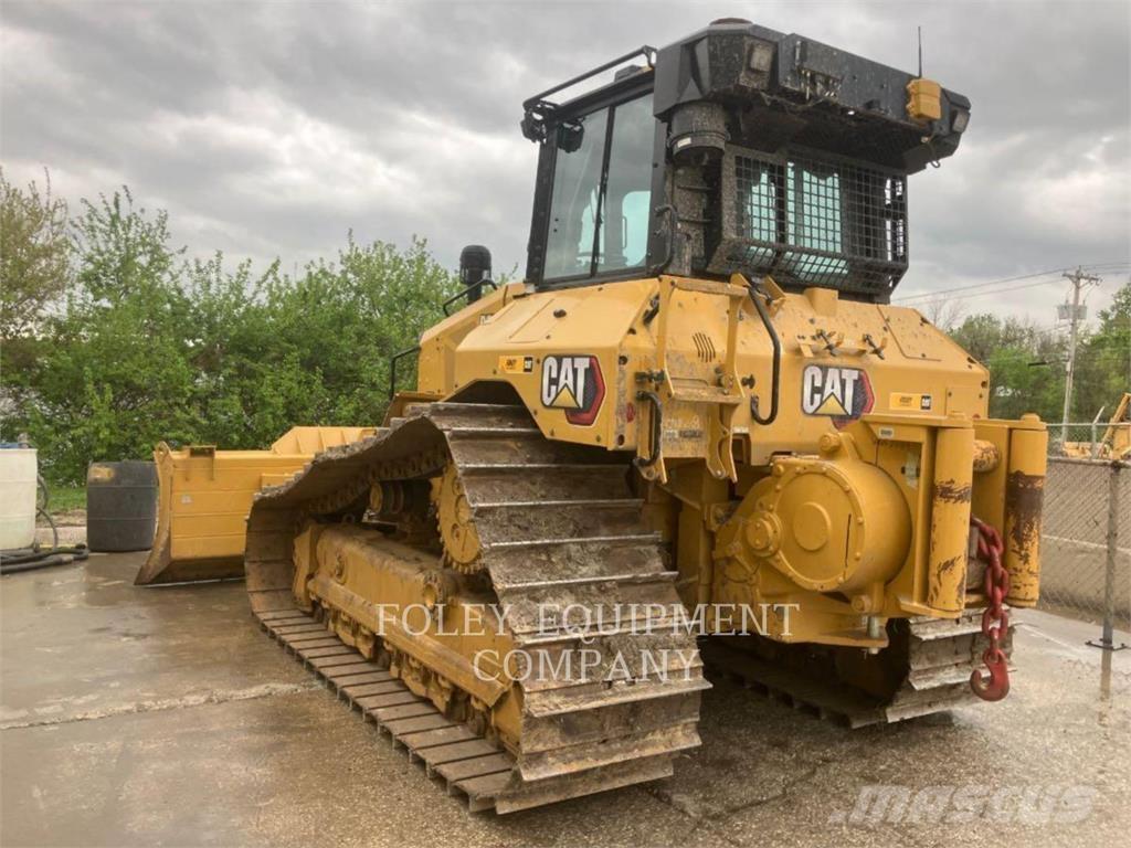 CAT D5-17LGVI Kāpurķēžu buldozeri