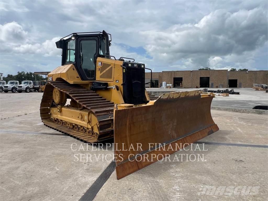 CAT D5-17VP Kāpurķēžu buldozeri