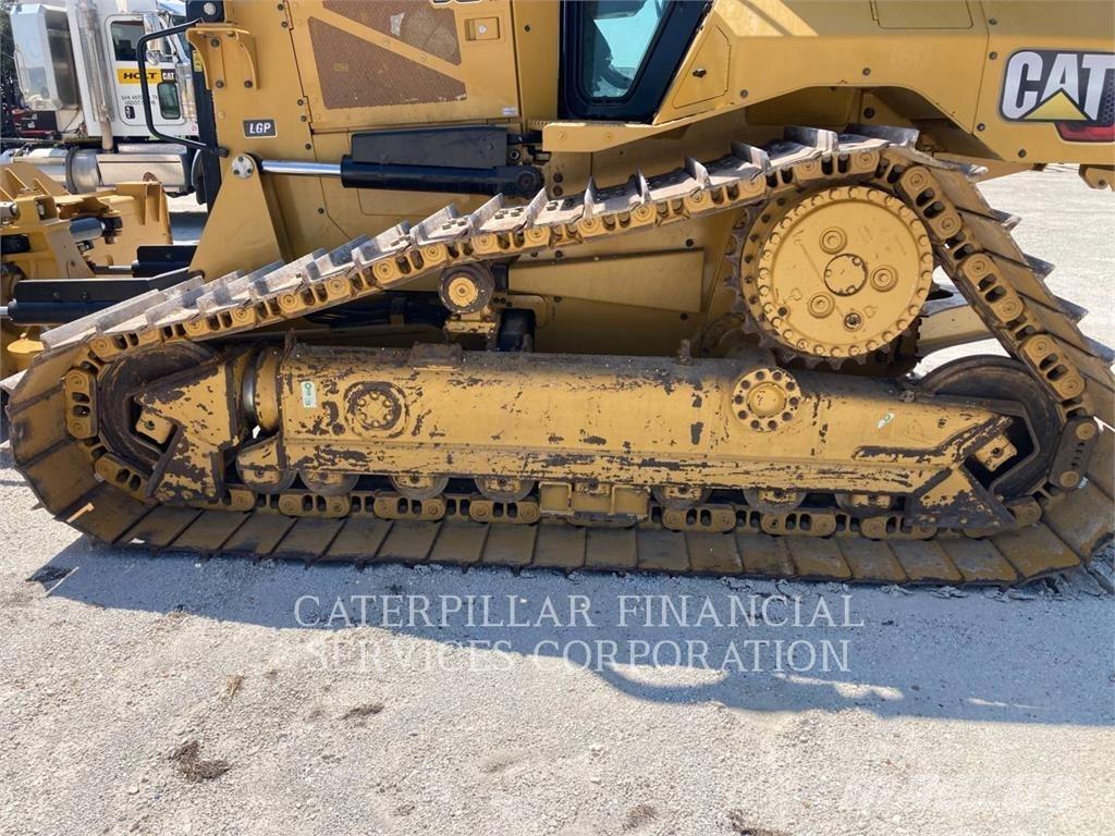 CAT D5-17VP Kāpurķēžu buldozeri