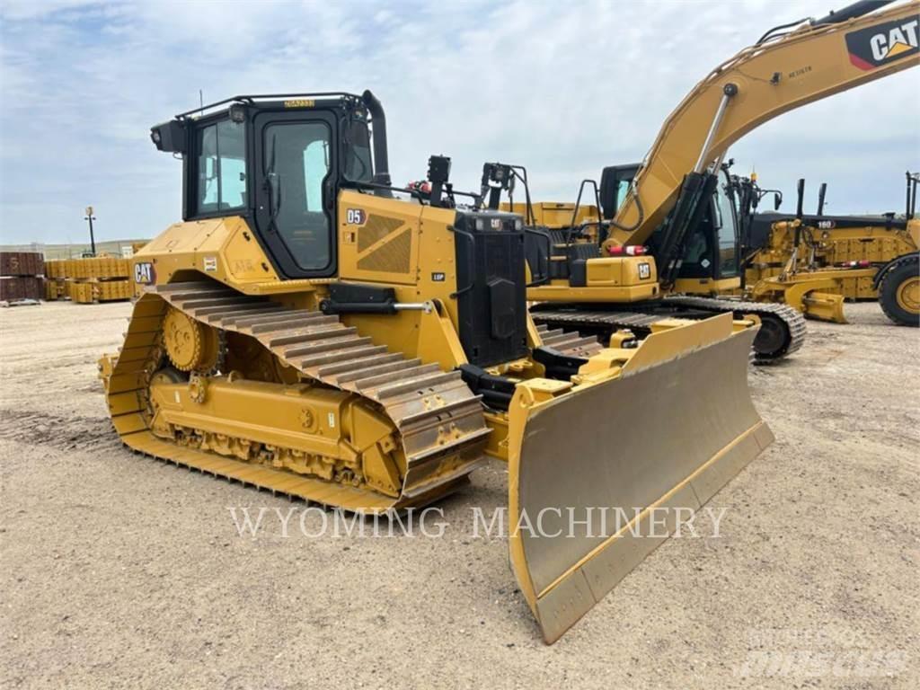 CAT D5 LGP Kāpurķēžu buldozeri