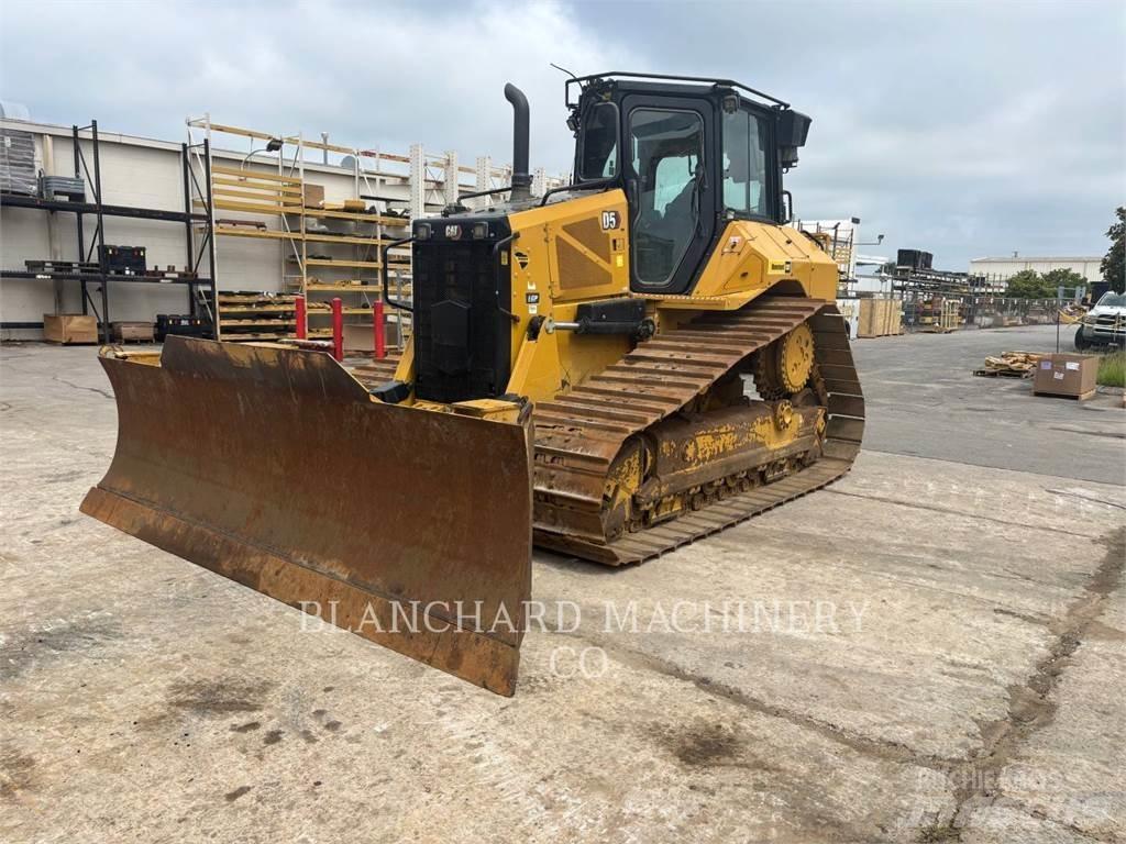 CAT D5 LGP Kāpurķēžu buldozeri