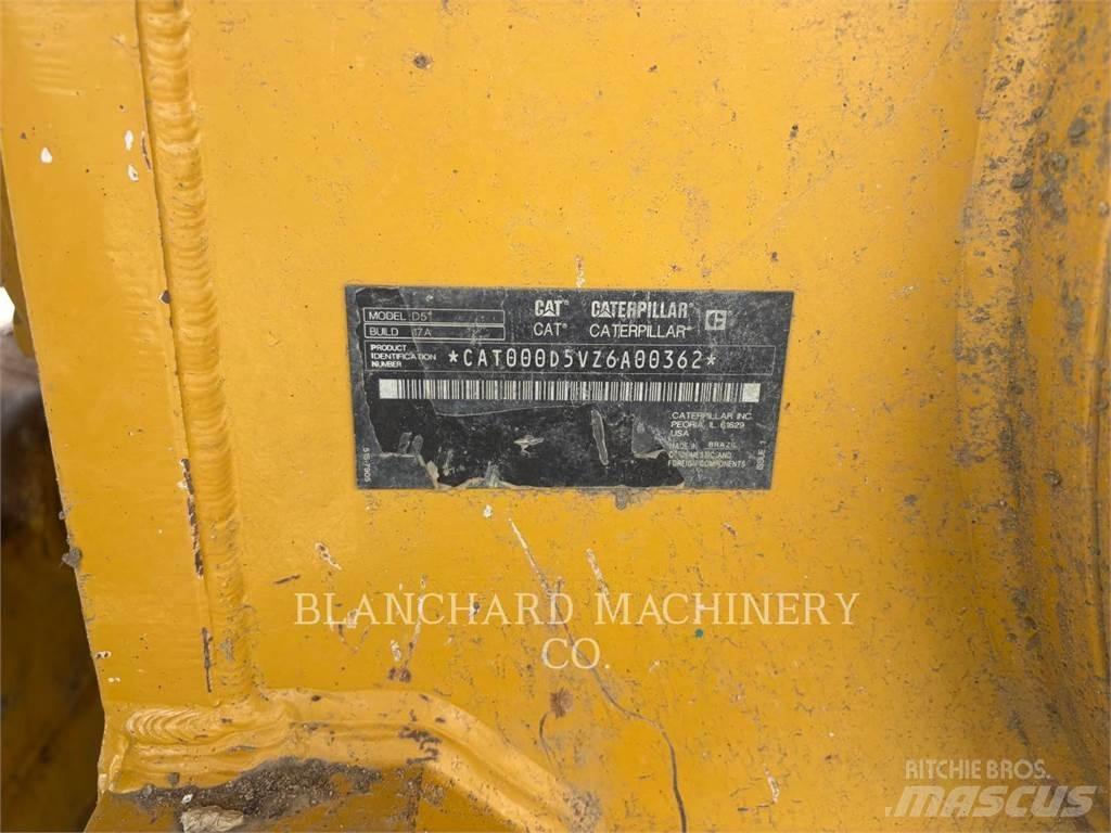 CAT D5 LGP Kāpurķēžu buldozeri