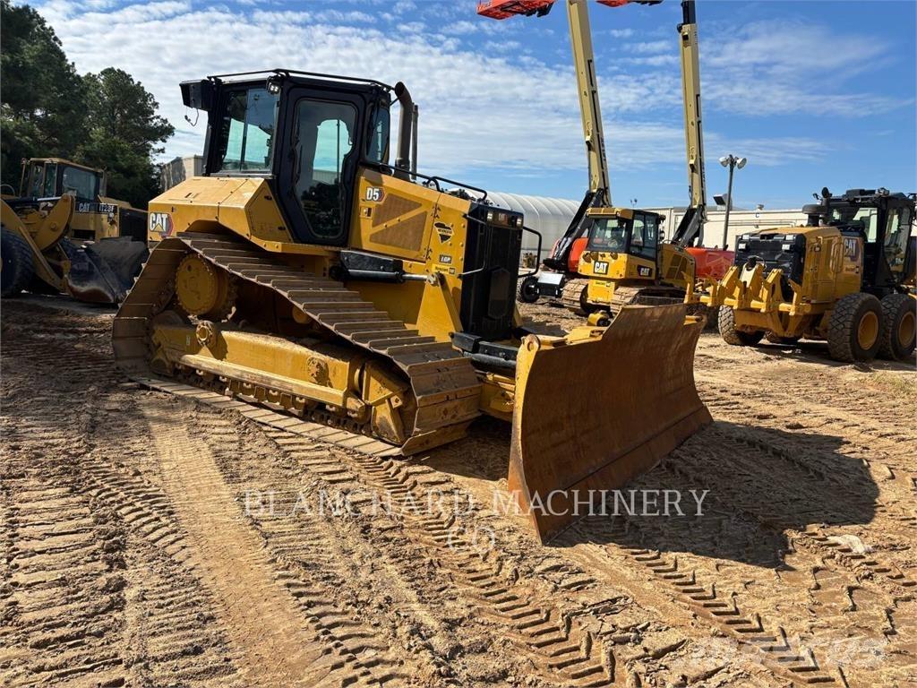 CAT D5- LGP Kāpurķēžu buldozeri