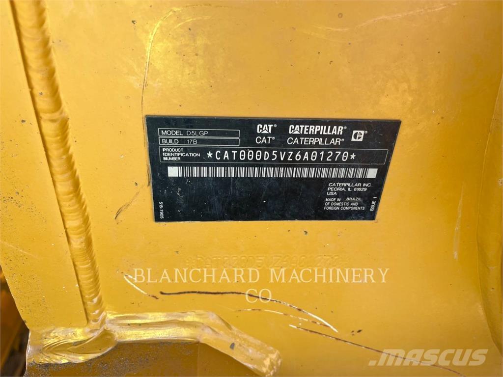 CAT D5 LGP Kāpurķēžu buldozeri