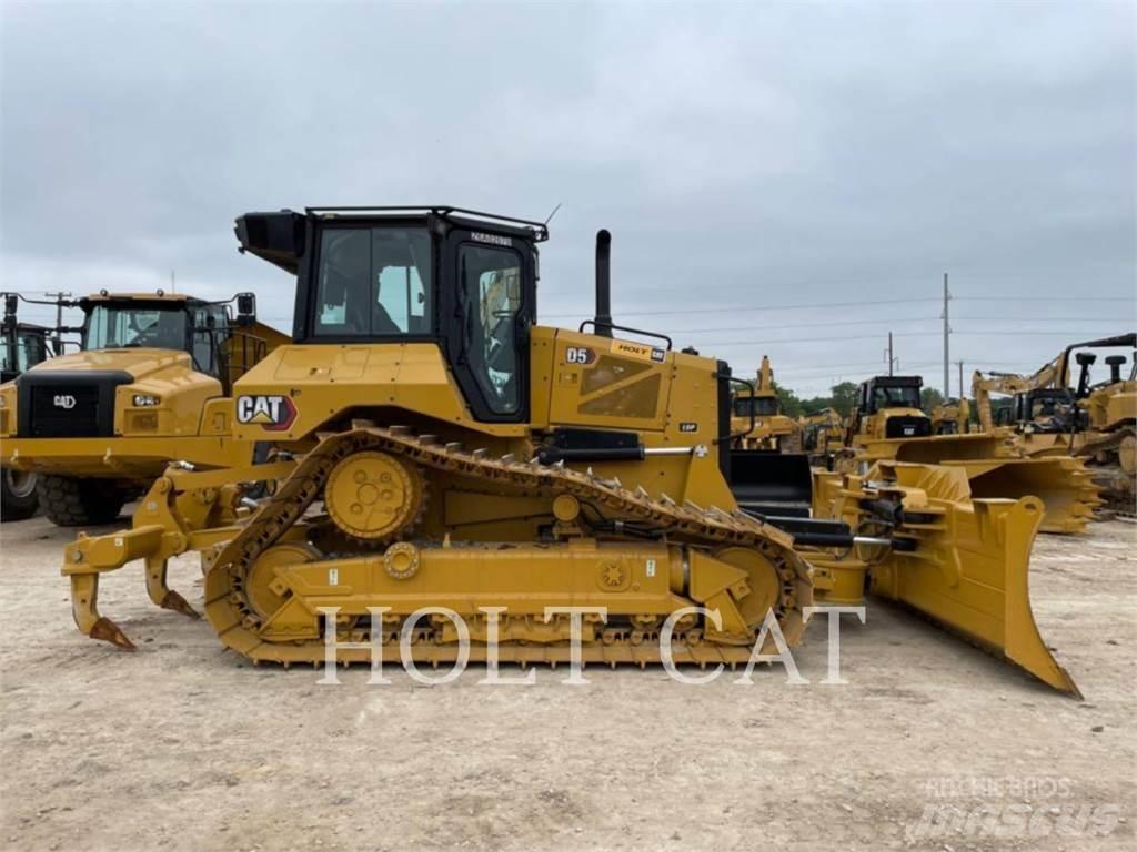 CAT D5 LGPVP Kāpurķēžu buldozeri