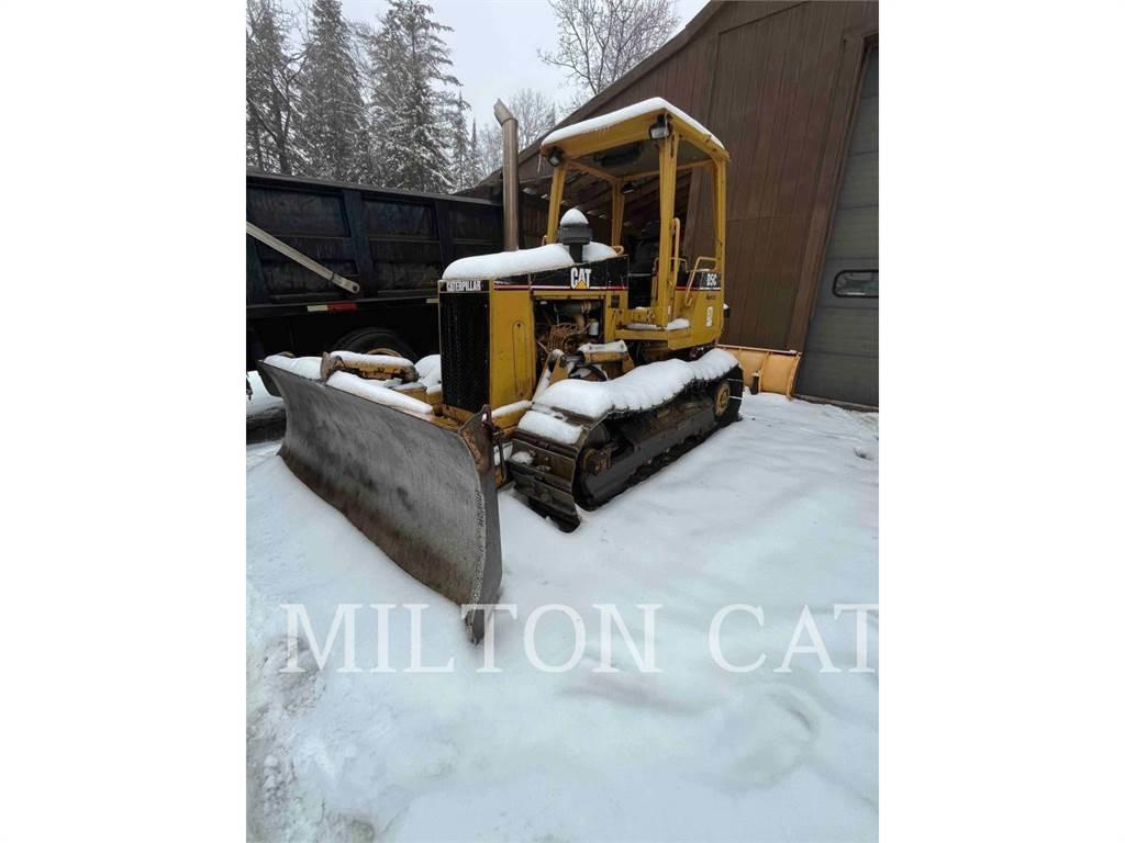 CAT D5CIII Kāpurķēžu buldozeri
