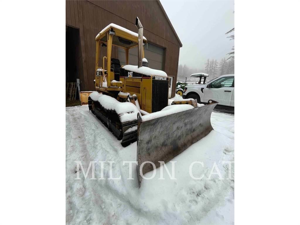CAT D5CIII Kāpurķēžu buldozeri