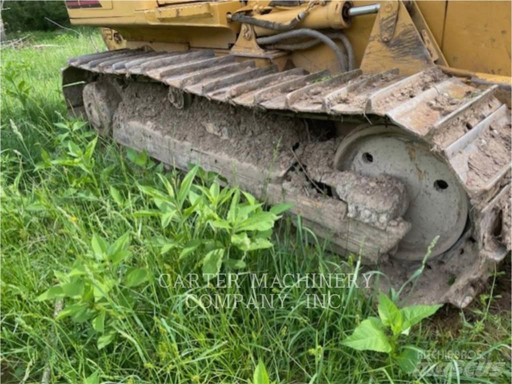 CAT D5GXL Kāpurķēžu buldozeri