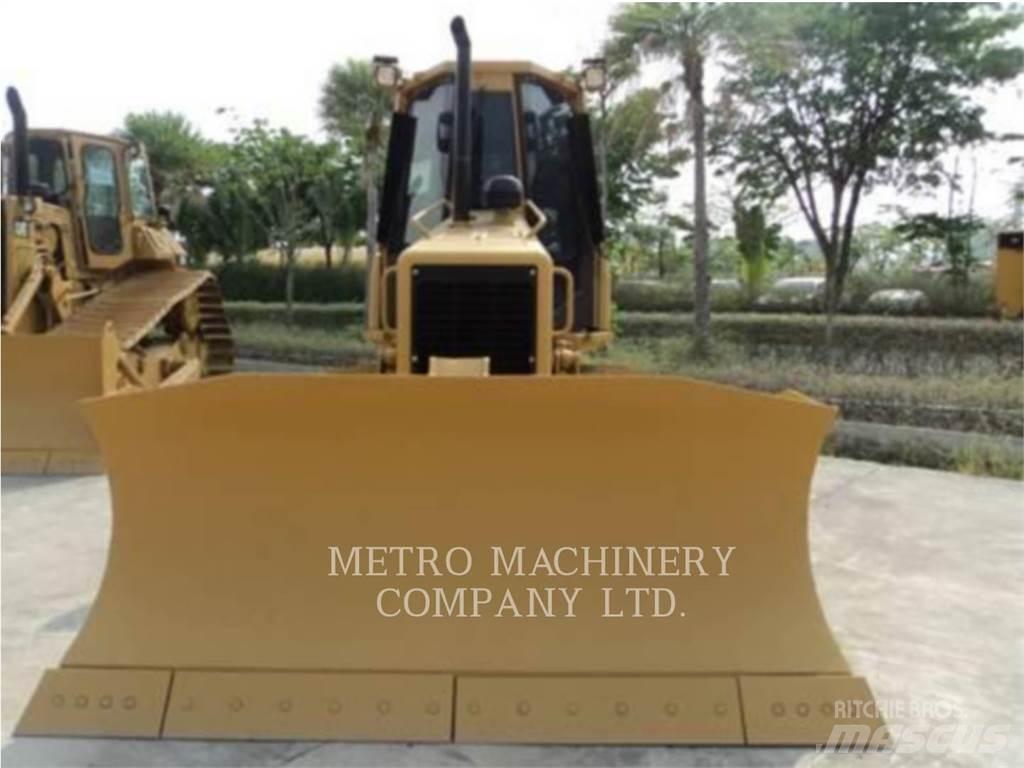 CAT D5GXL Kāpurķēžu buldozeri