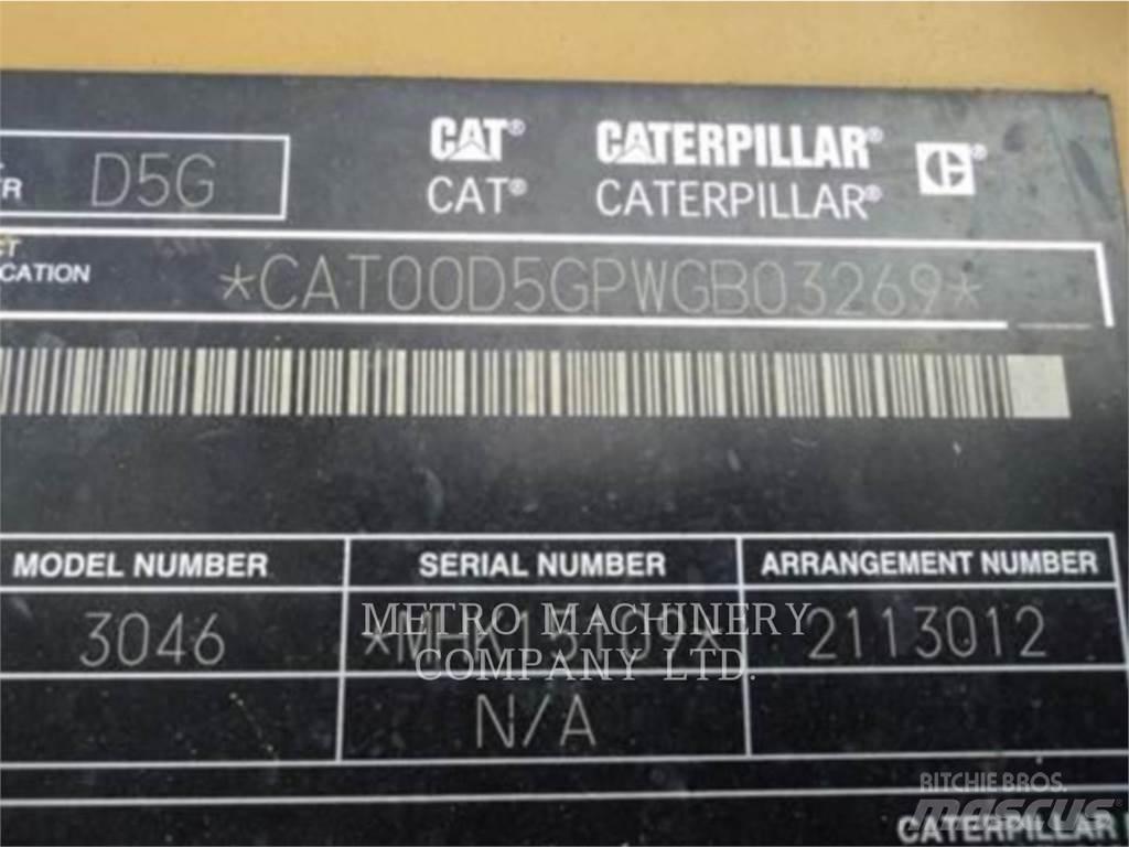 CAT D5GXL Kāpurķēžu buldozeri