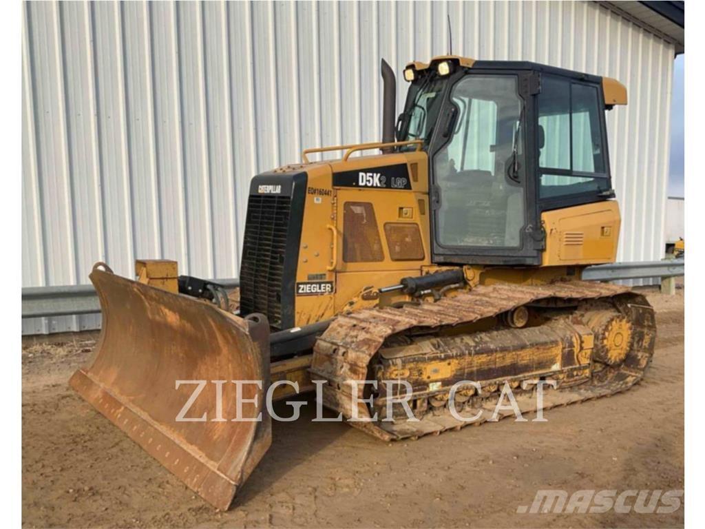 CAT D5K Kāpurķēžu buldozeri