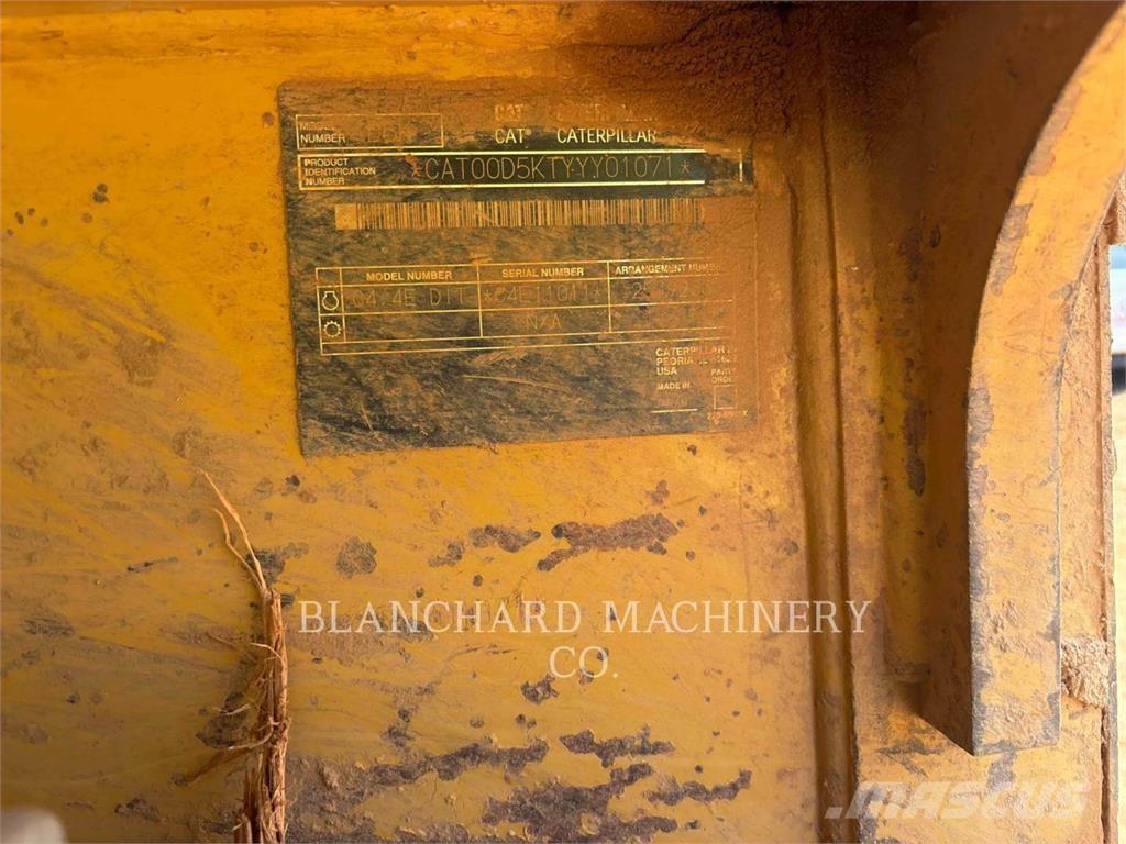 CAT D5K LGP Kāpurķēžu buldozeri