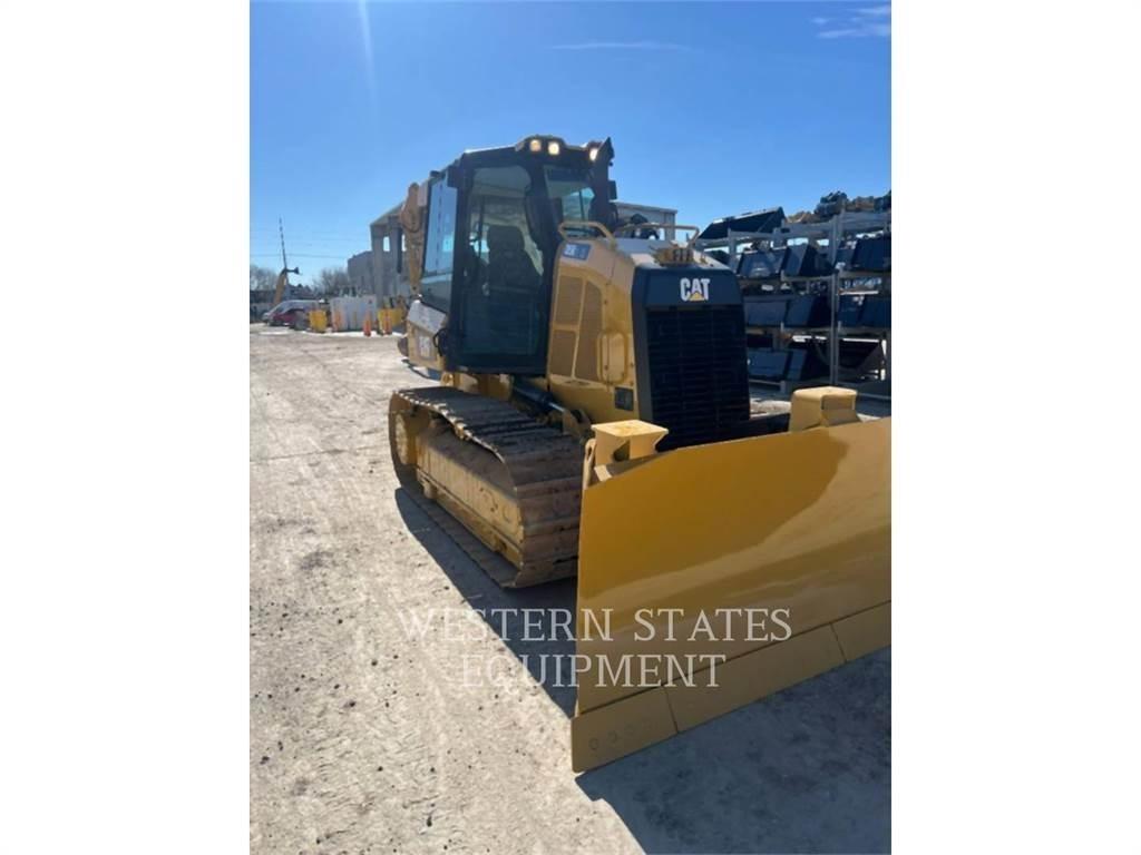CAT D5K2 Kāpurķēžu buldozeri