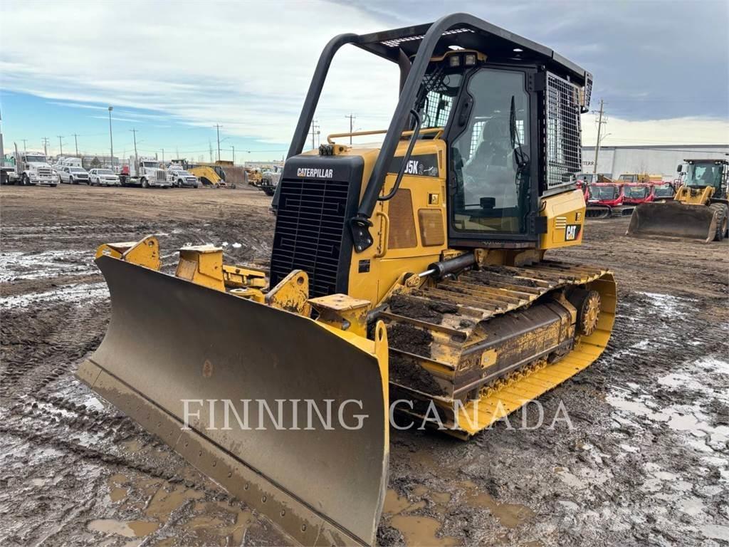 CAT D5K2 Kāpurķēžu buldozeri