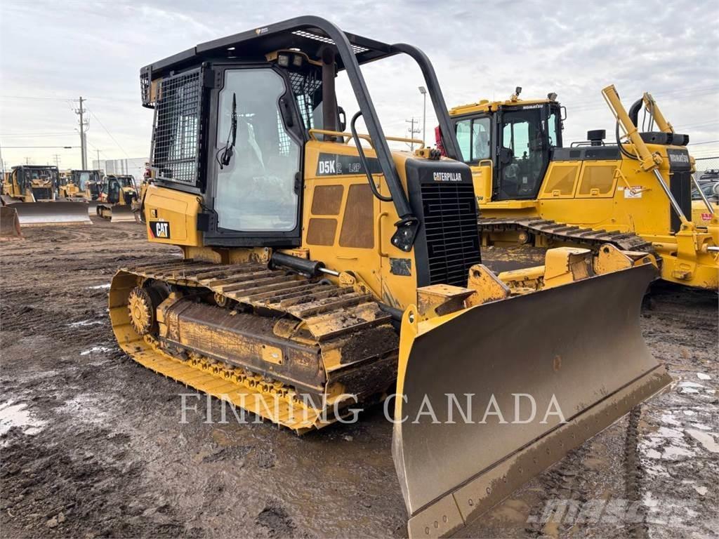 CAT D5K2 Kāpurķēžu buldozeri