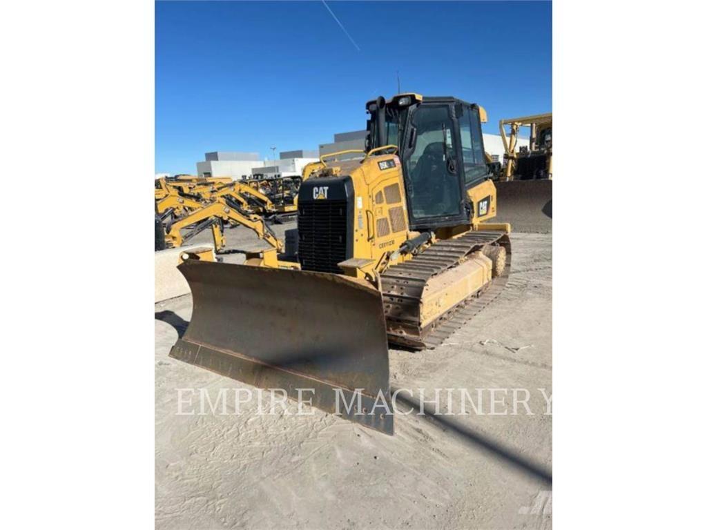 CAT D5K2 Kāpurķēžu buldozeri