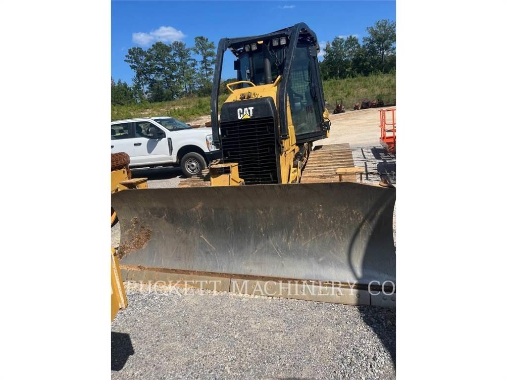 CAT D5K2LGP Kāpurķēžu buldozeri