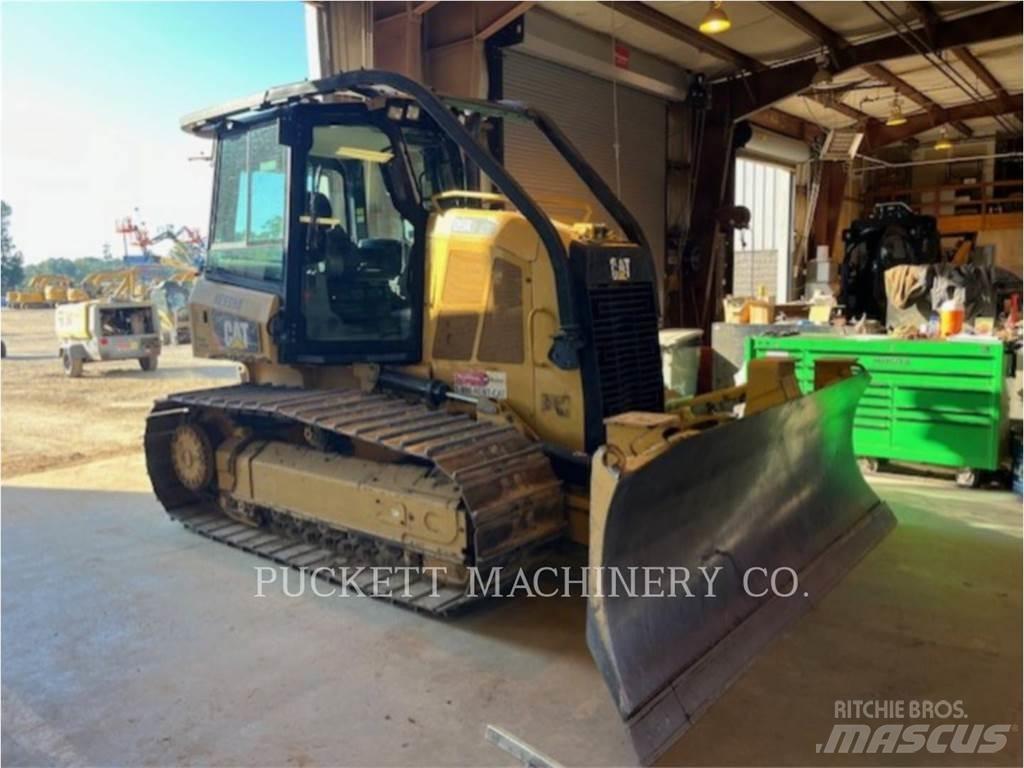 CAT D5K2LGP Kāpurķēžu buldozeri