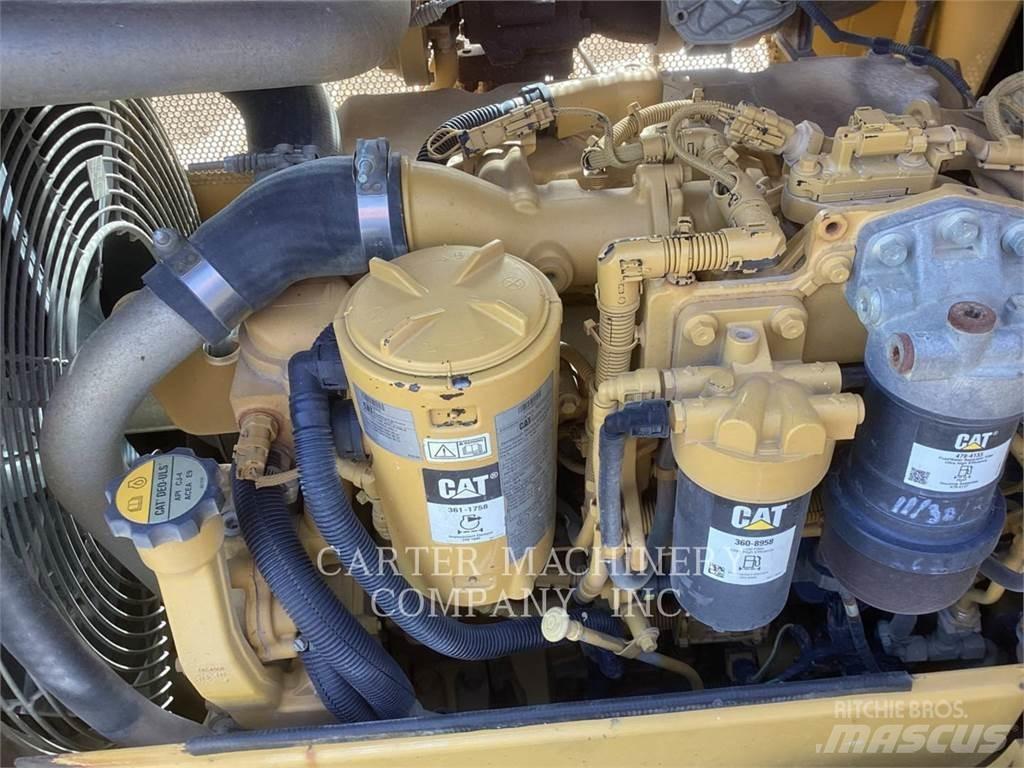 CAT D5K2LGP Kāpurķēžu buldozeri