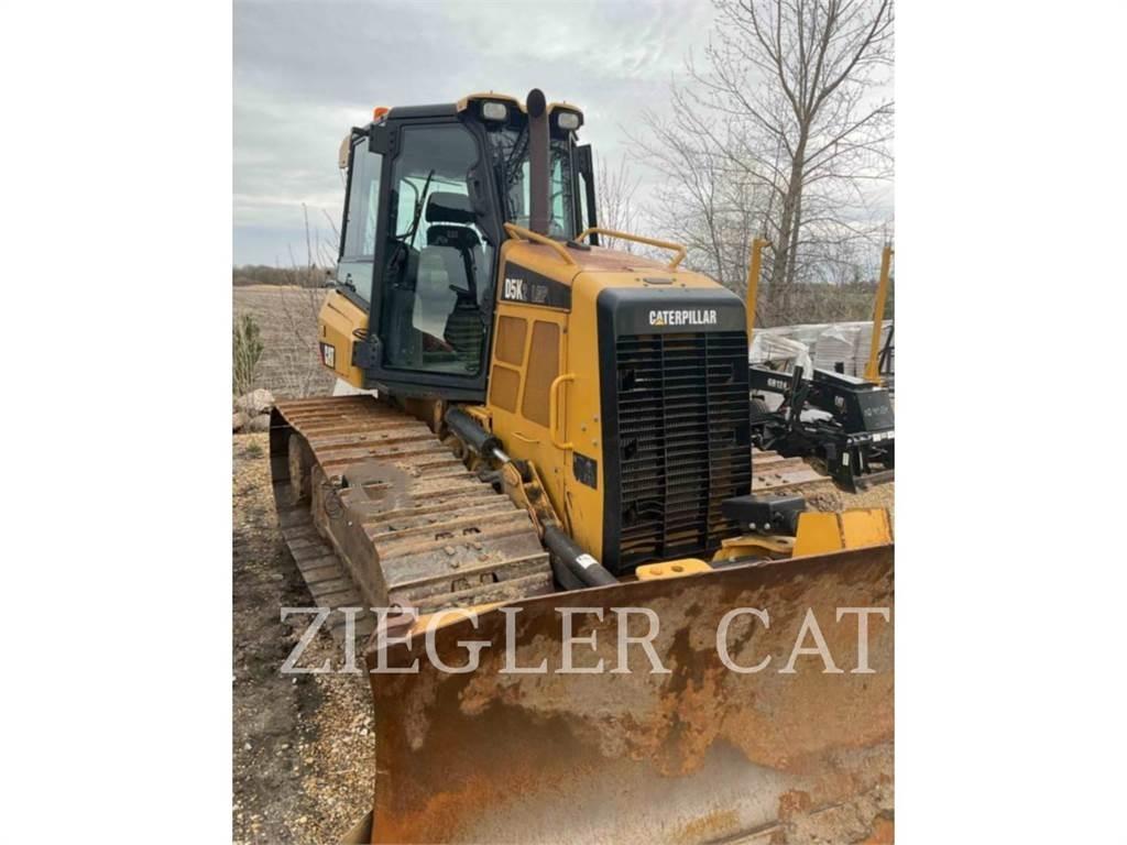 CAT D5K2LGP Kāpurķēžu buldozeri