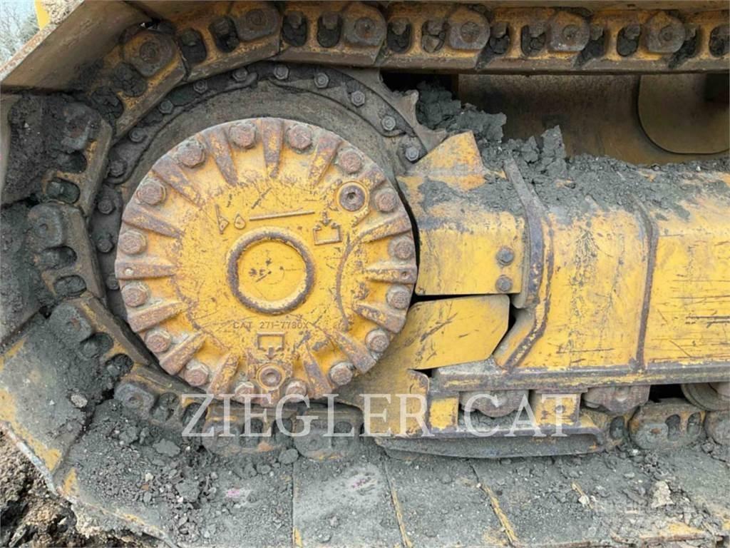 CAT D5K2LGP Kāpurķēžu buldozeri