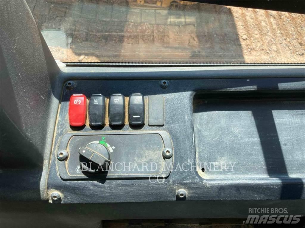 CAT D5K2LGP Kāpurķēžu buldozeri