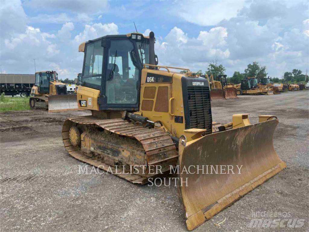 CAT D5K2LGP Kāpurķēžu buldozeri