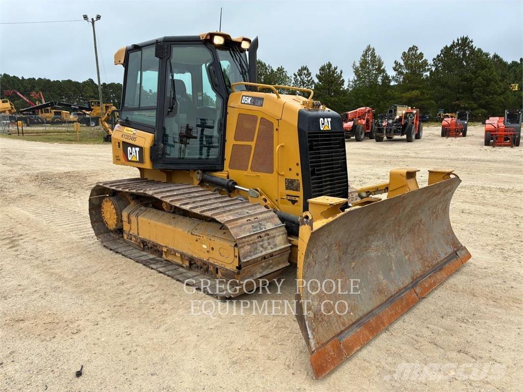 CAT D5K2LGP Kāpurķēžu buldozeri