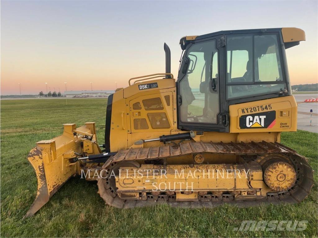 CAT D5K2LGP Kāpurķēžu buldozeri