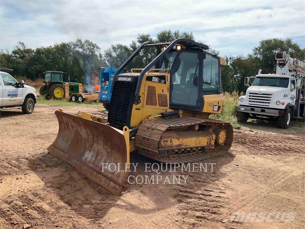 CAT D5K2LGP Kāpurķēžu buldozeri