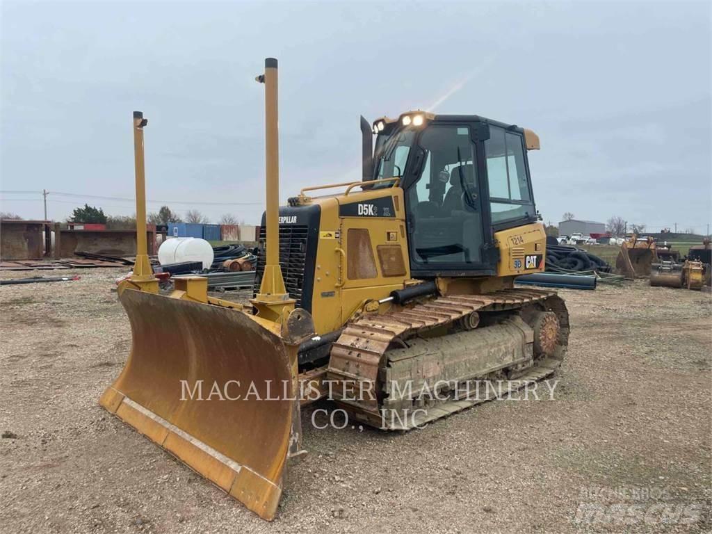 CAT D5K2XL Kāpurķēžu buldozeri