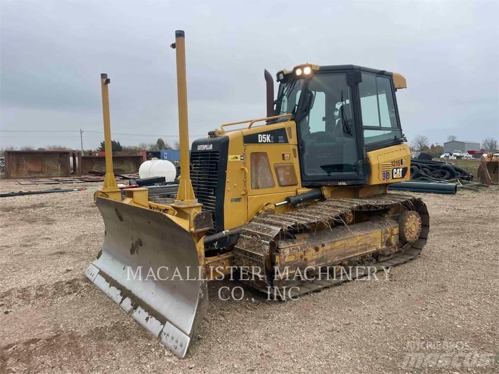 CAT D5K2XL Kāpurķēžu buldozeri