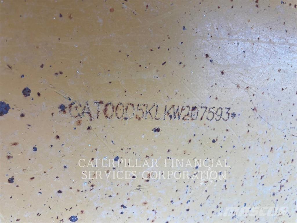 CAT D5K2XL Kāpurķēžu buldozeri