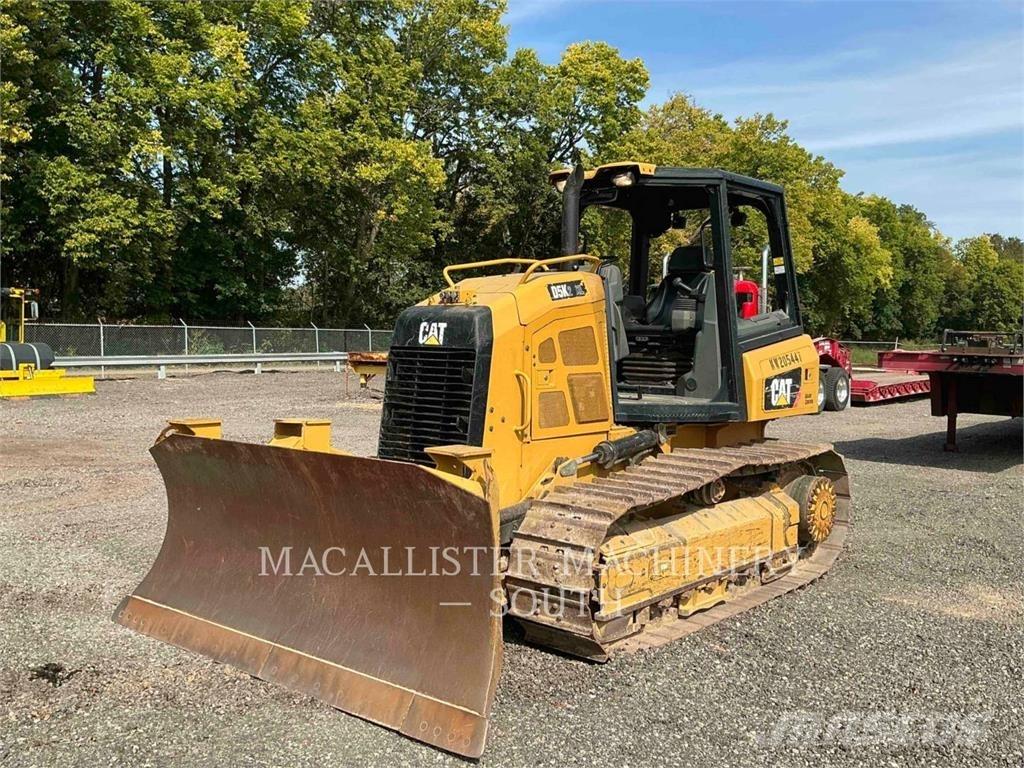 CAT D5K2XL Kāpurķēžu buldozeri