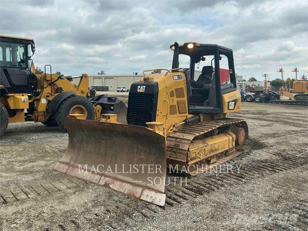 CAT D5K2XL Kāpurķēžu buldozeri
