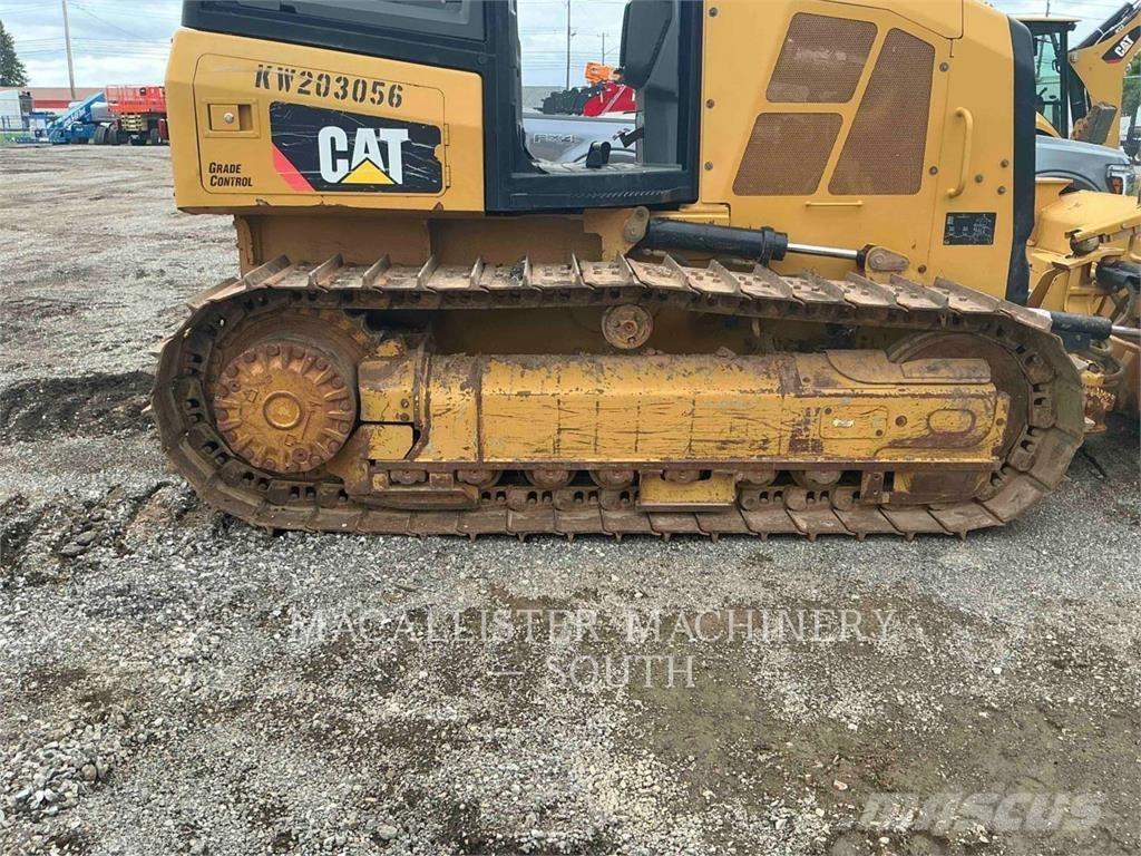 CAT D5K2XL Kāpurķēžu buldozeri