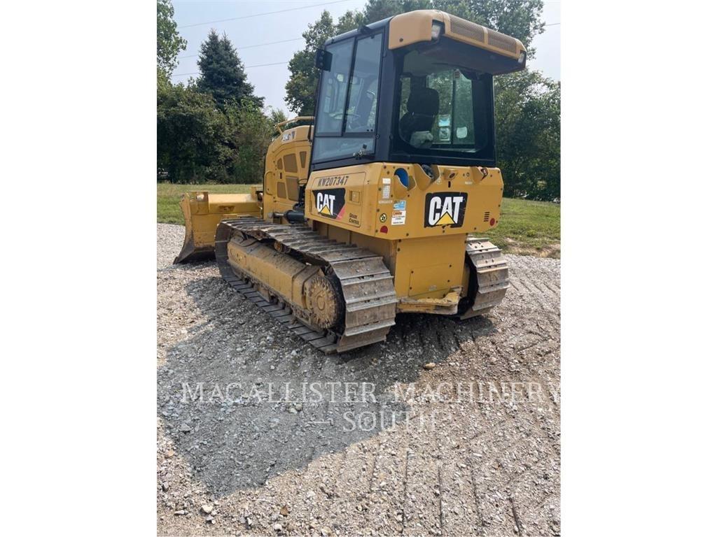 CAT D5K2XL Kāpurķēžu buldozeri