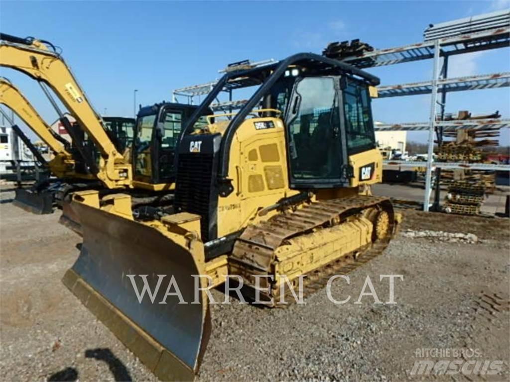CAT D5K2XL ARO Kāpurķēžu buldozeri