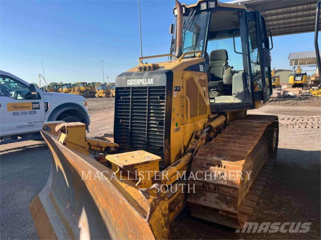 CAT D5KXL Kāpurķēžu buldozeri