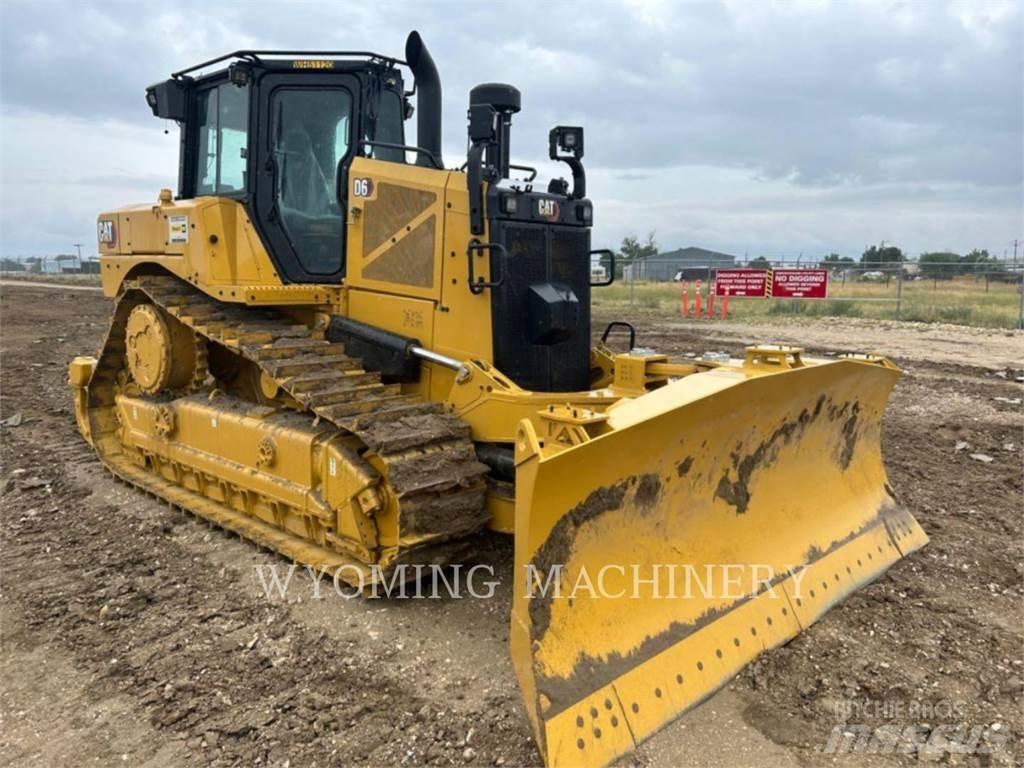 CAT D6 Kāpurķēžu buldozeri