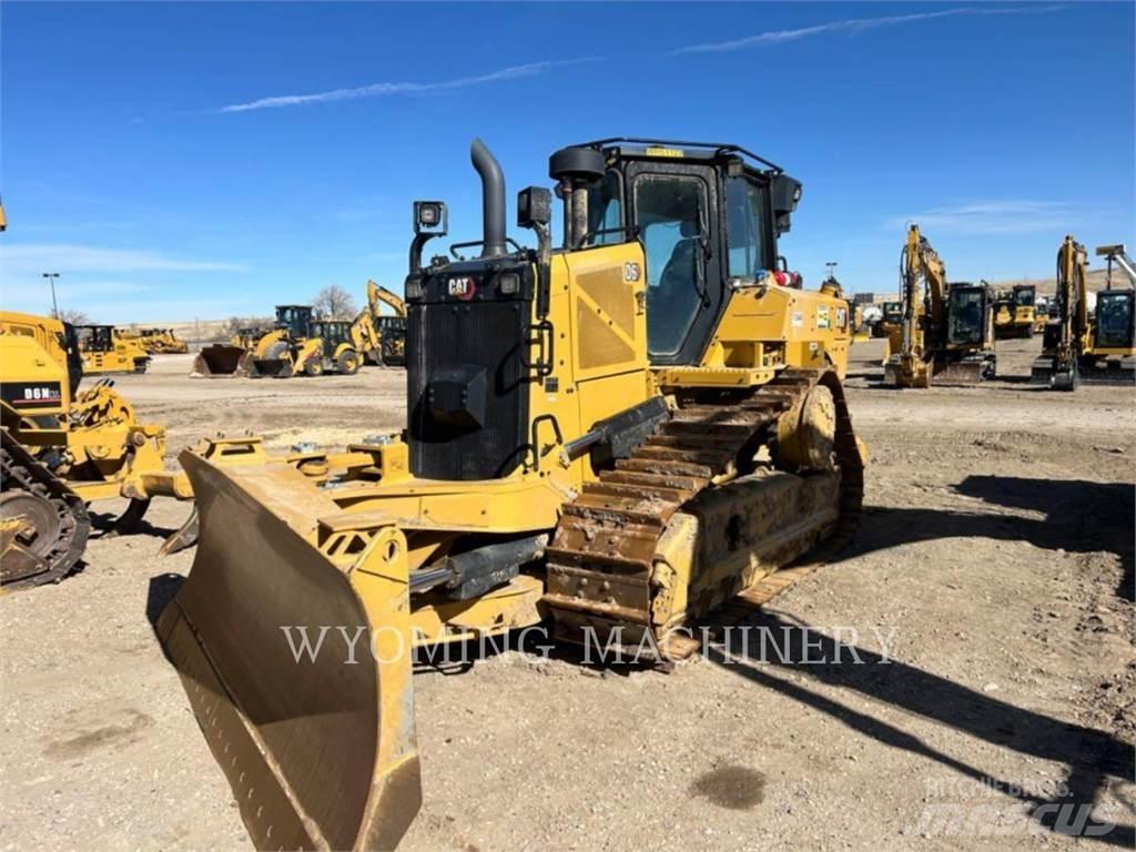 CAT D6 Kāpurķēžu buldozeri