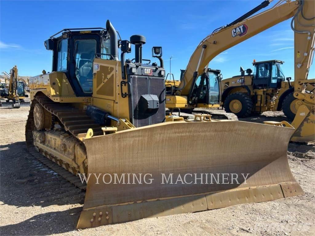 CAT D6 Kāpurķēžu buldozeri