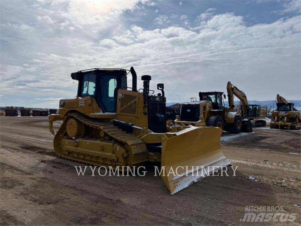 CAT D6 Kāpurķēžu buldozeri