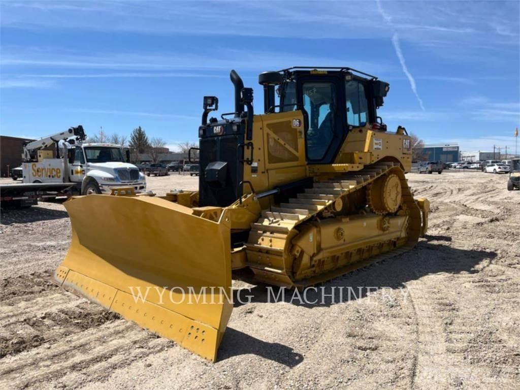 CAT D6 Kāpurķēžu buldozeri
