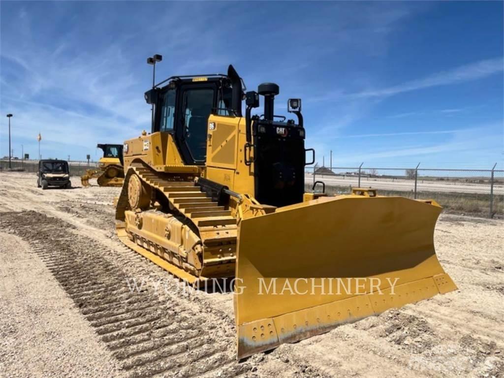 CAT D6 Kāpurķēžu buldozeri