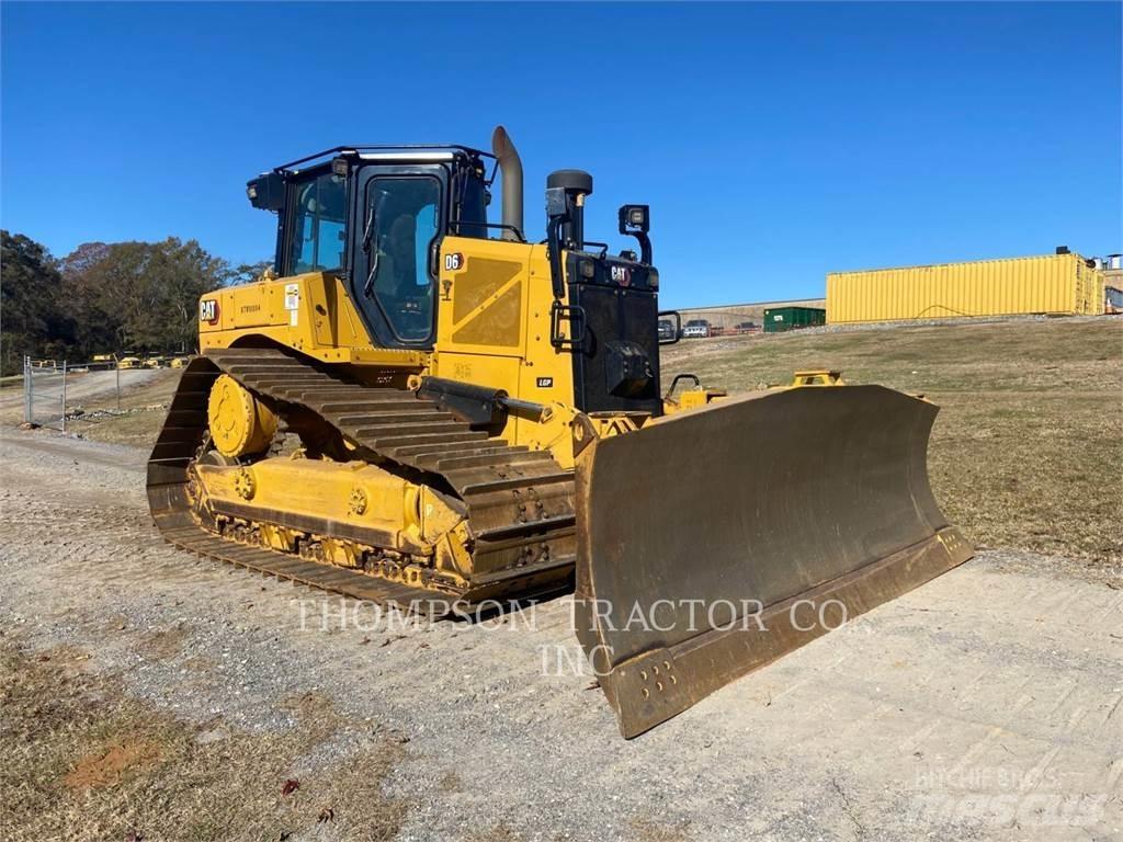 CAT D6 Kāpurķēžu buldozeri